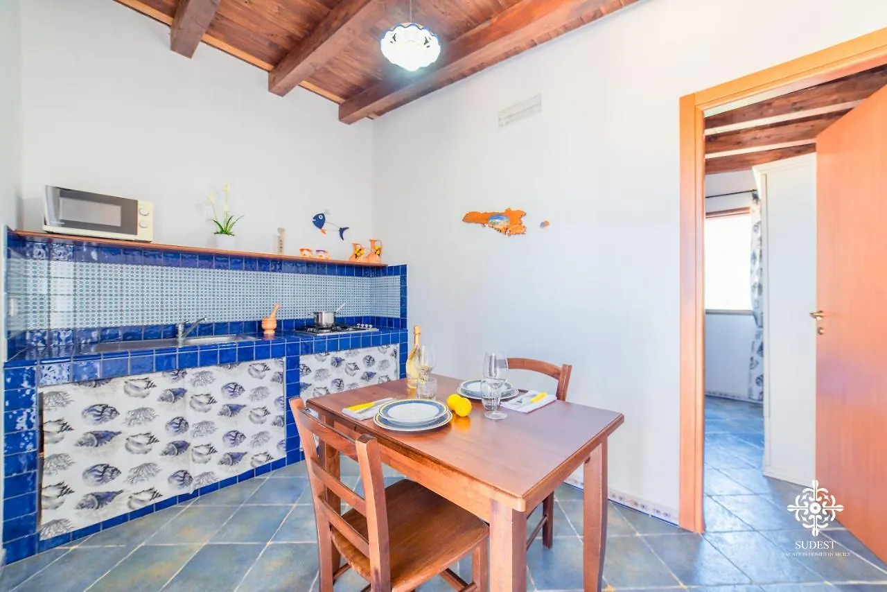 Residenza Ilios Apartment Lampedusa 0*,
